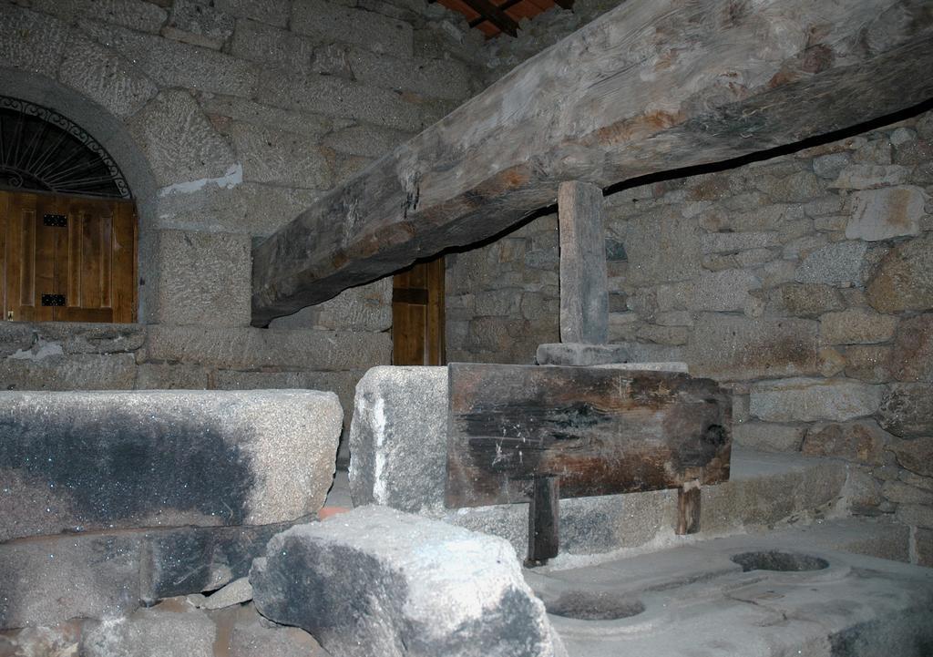 Casa Dos Lagares De Vara E Pedra Vila Flor Exterior foto