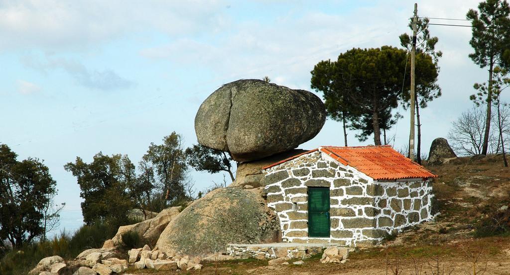 Casa Dos Lagares De Vara E Pedra Vila Flor Exterior foto